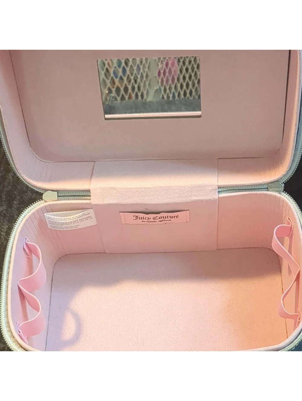 Juicy Couture Silver Metallic Make Up Train Bag Vanity Zip Case Rare
